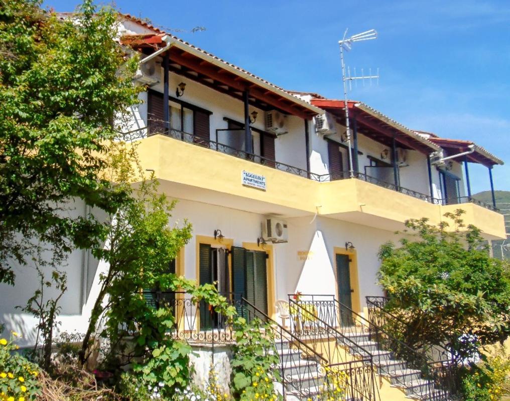 Aggeliki Apartments Dassia By Hotelius Kato Korakiana Екстериор снимка