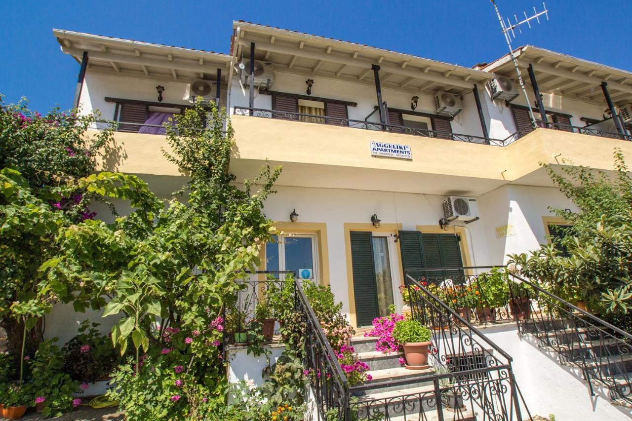 Aggeliki Apartments Dassia By Hotelius Kato Korakiana Екстериор снимка